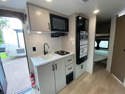 2027 Jayco Jay Flight photo 18