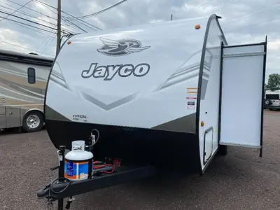 New 2027 Jayco Jay Flight 197MB