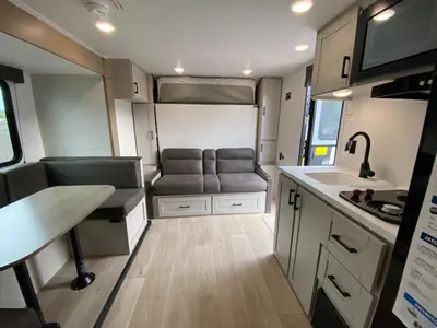 2027 Jayco Jay Flight photo 32