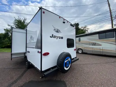 2027 Jayco Jay Flight photo 8