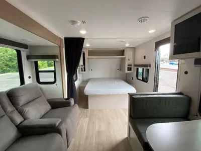 2027 Jayco Jay Flight photo 43