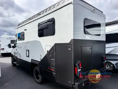 2026 Tiffin Motorhomes Open Trail photo 4