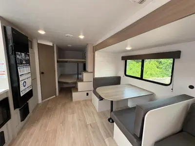 2027 Jayco Jay Flight photo 14