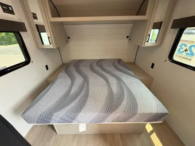 2027 Jayco Jay Flight photo 38