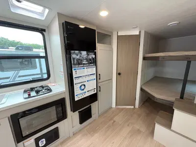 2027 Jayco Jay Flight photo 16