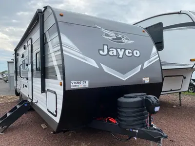 2027 Jayco Jay Flight photo 3