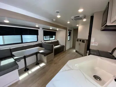 2027 Jayco Jay Flight photo 12