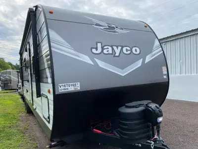 2027 Jayco Jay Flight photo 3