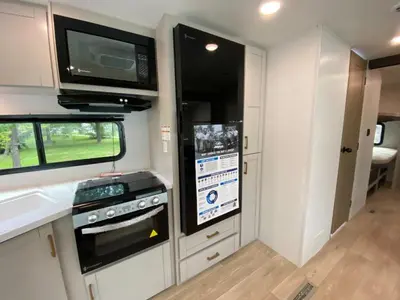 2027 Jayco Jay Flight photo 28