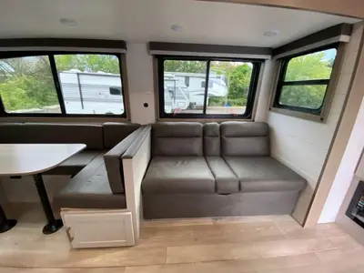 2027 Jayco Jay Flight photo 32
