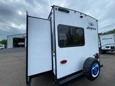 2027 Jayco Jay Flight photo 8