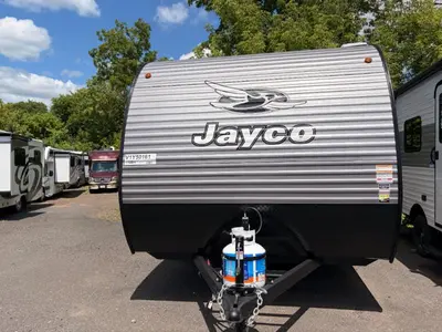 2027 Jayco Jay Flight photo 2
