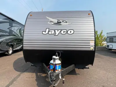 2027 Jayco Jay Flight photo 3