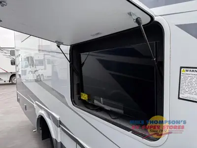 2026 Tiffin Motorhomes Wayfarer photo 6