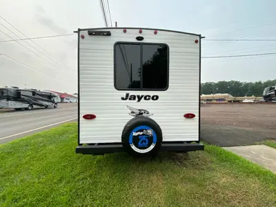2027 Jayco Jay Flight photo 7