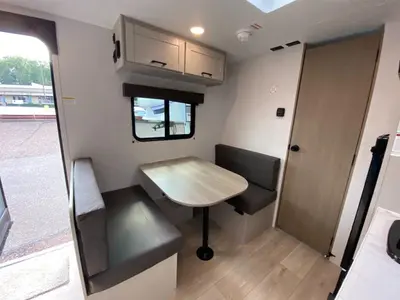 2027 Jayco Jay Flight photo 17