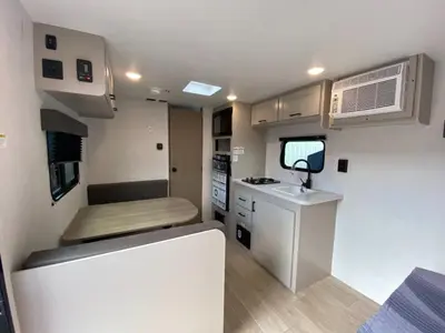 2027 Jayco Jay Flight photo 14