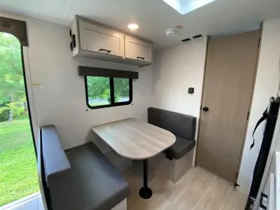 2027 Jayco Jay Flight photo 16