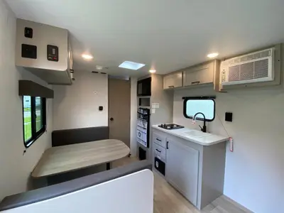 2027 Jayco Jay Flight photo 14
