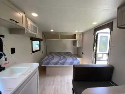 2027 Jayco Jay Flight photo 32