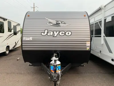 2027 Jayco Jay Flight photo 2