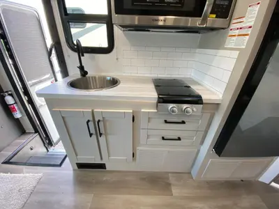 2027 Jayco Melbourne photo 22