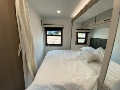2027 Jayco Melbourne photo 33