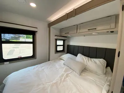 2027 Jayco Melbourne photo 32