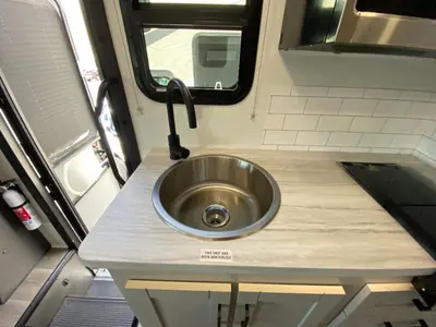 2027 Jayco Melbourne photo 21