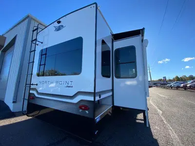 2027 Jayco North Point photo 8