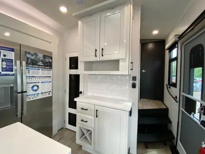 2027 Jayco Pinnacle photo 36
