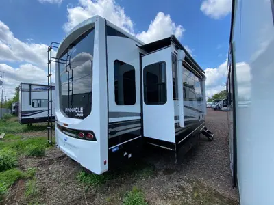 2027 Jayco Pinnacle photo 7