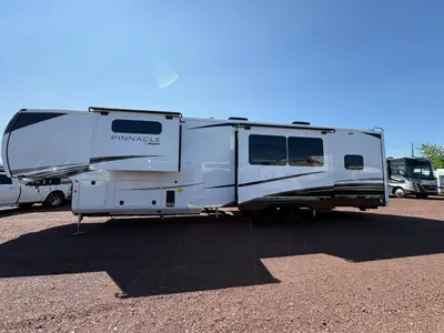 2027 Jayco Pinnacle photo 5