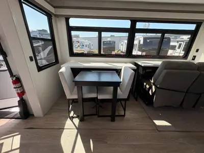 2027 Jayco Pinnacle photo 22