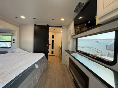 2027 Jayco Pinnacle photo 46