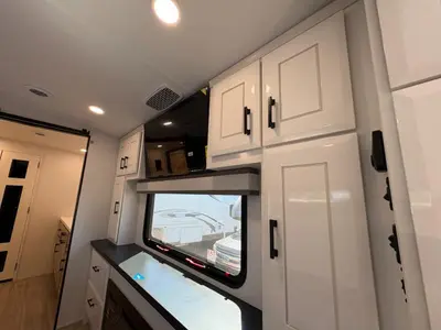 2027 Jayco Pinnacle photo 47