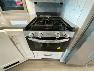 2027 Jayco Precept photo 31