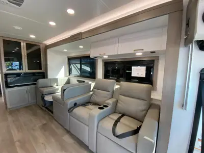 2027 Jayco Precept photo 15