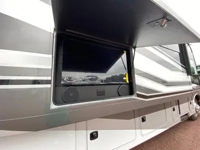 2027 Jayco Precept photo 16