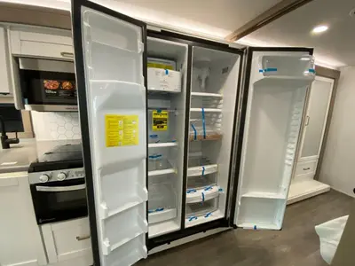 2027 Jayco Precept photo 31