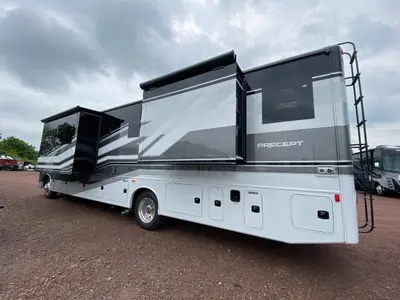 2027 Jayco Precept photo 9