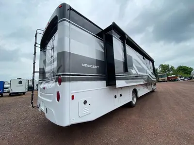 2027 Jayco Precept photo 13