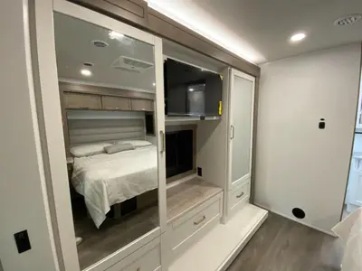 2027 Jayco Precept photo 34