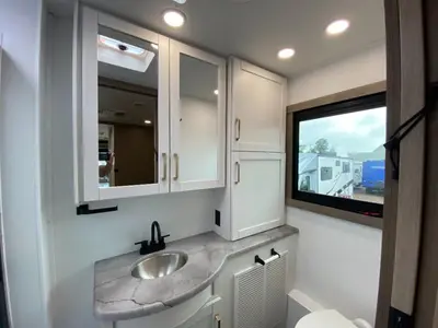 2027 Jayco Precept photo 39