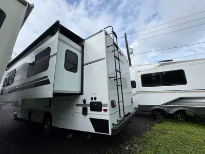 2027 Jayco Redhawk photo 6