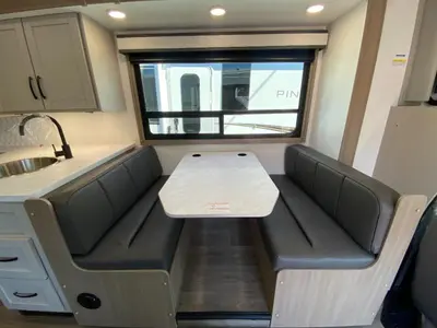 2027 Jayco Redhawk SE photo 18