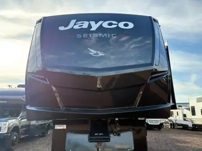 2027 Jayco Seismic photo 2