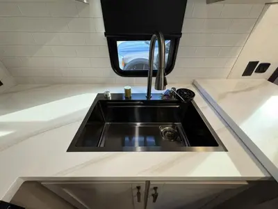 2027 Jayco Seismic photo 25