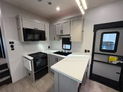 2027 Jayco Seismic photo 22