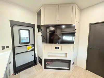 2027 Jayco Seismic photo 20